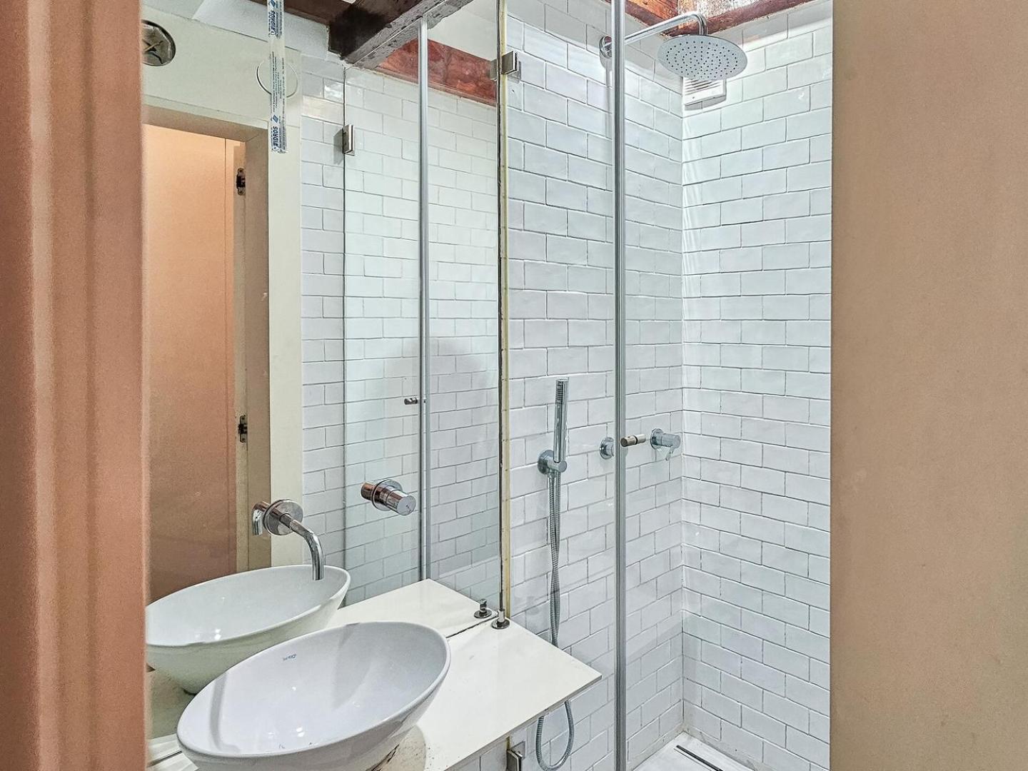 Apartment Ground Floor With Private Patio And Ac Lissabon
