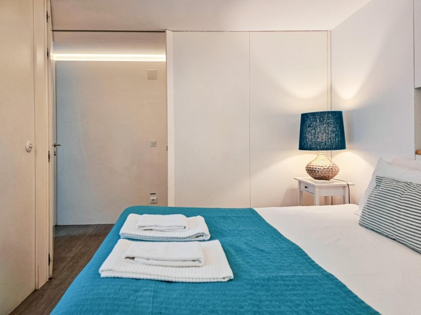 Ground Floor With Private Patio And Ac Apartment Lissabon